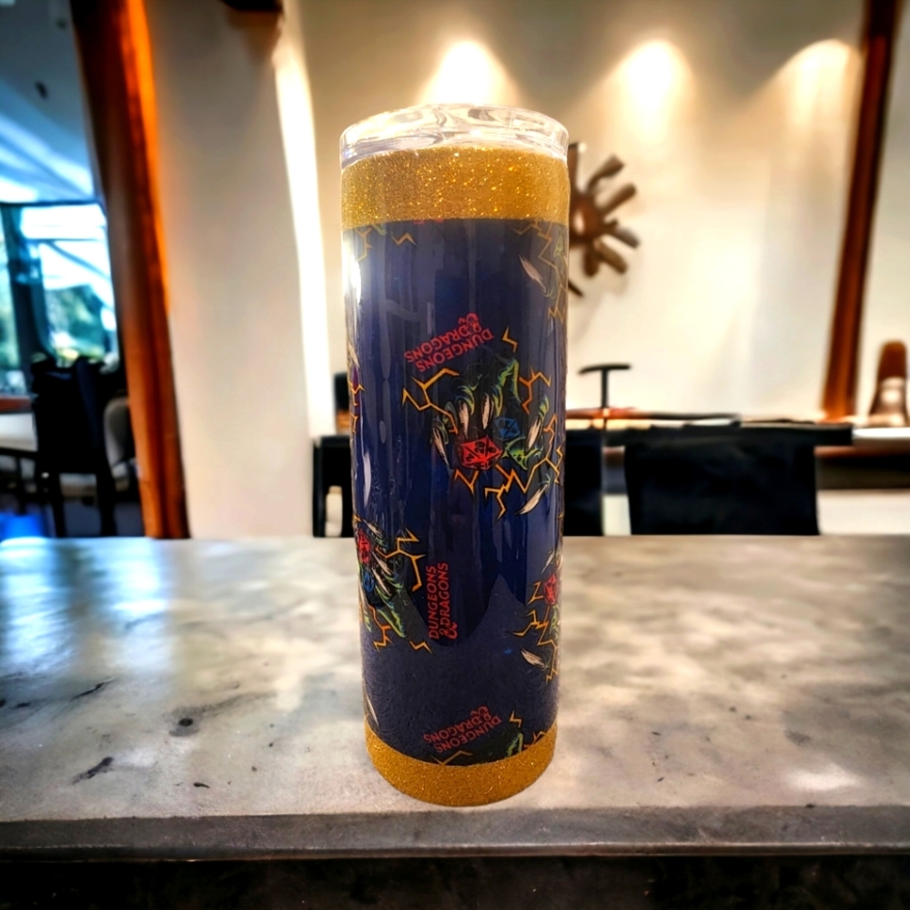 Dungeons & Dragons/20oz Fabric Tumbler